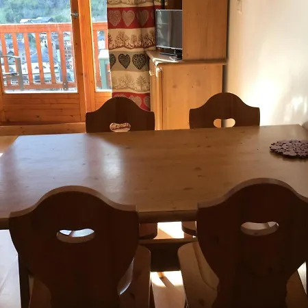 Apartment 2 Pieces 4 Pers Expose Sud Avec Balcon Et Parking Prive A - Fr-1-263-454 Valloire