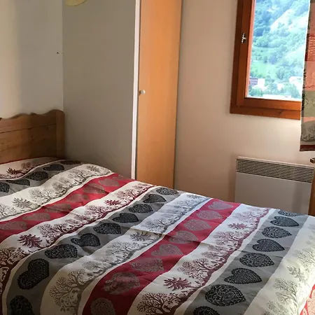 Apartment 2 Pieces 4 Pers Expose Sud Avec Balcon Et Parking Prive A - Fr-1-263-454